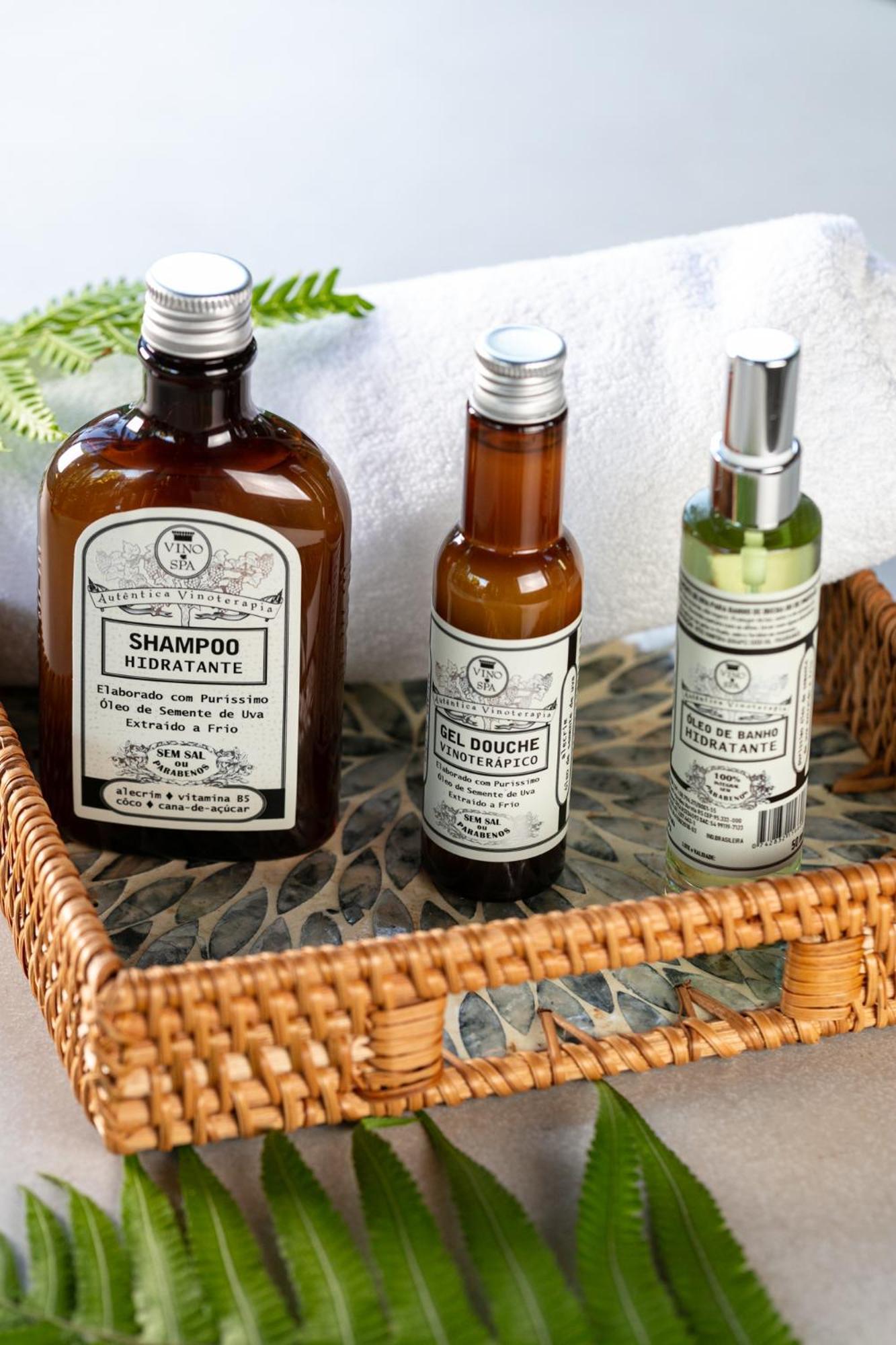 호텔 앤 스파 도 비뇨, 오토그래프 컬렉션 벤투곤살베스 외부 사진 A selection of natural cosmetics